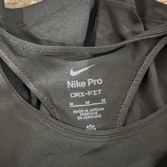 NWT Nike Black Pro Allover Mesh Tank Top Size Medium - Picture 4 of 5